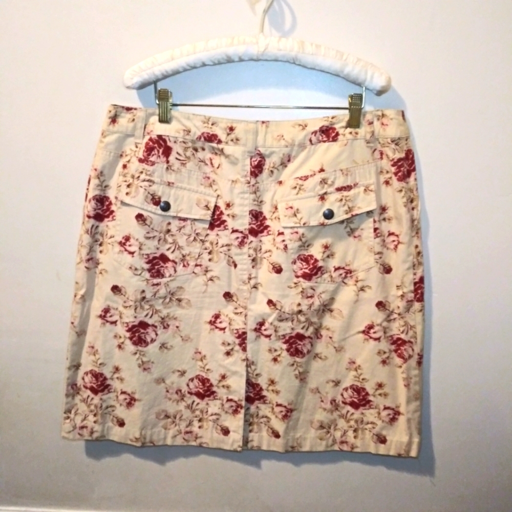 3/$18 Vtge. Izod Rose Print Tan Chino Cottagecore Style High Waist Pencil Skirt - Picture 3 of 8